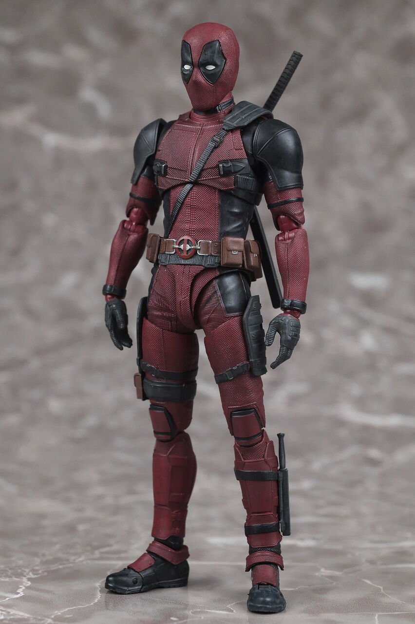 S.H.フィギュアーツ デッドプール(DEADPOOL 2) レビュー : はっちゃか