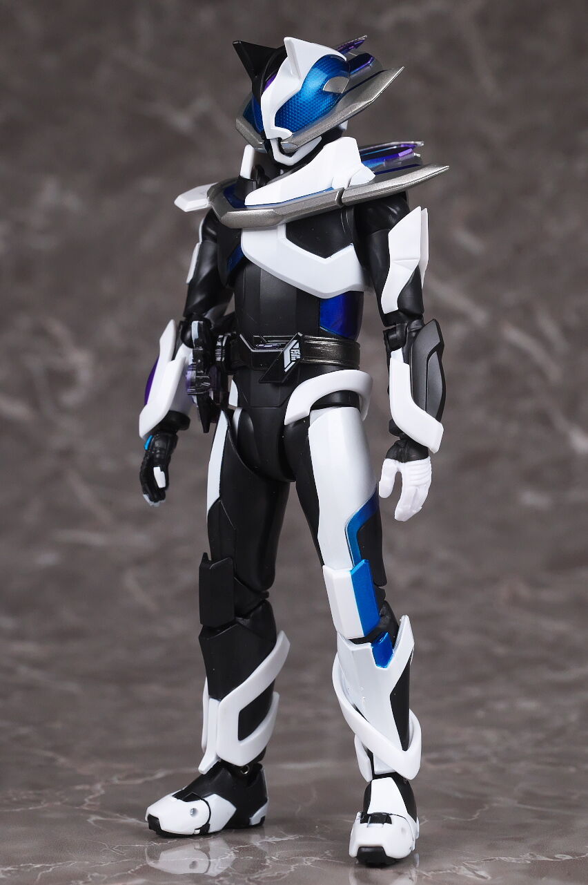 S.H.フィギュアーツ 仮面ライダージーン レビュー : はっちゃか