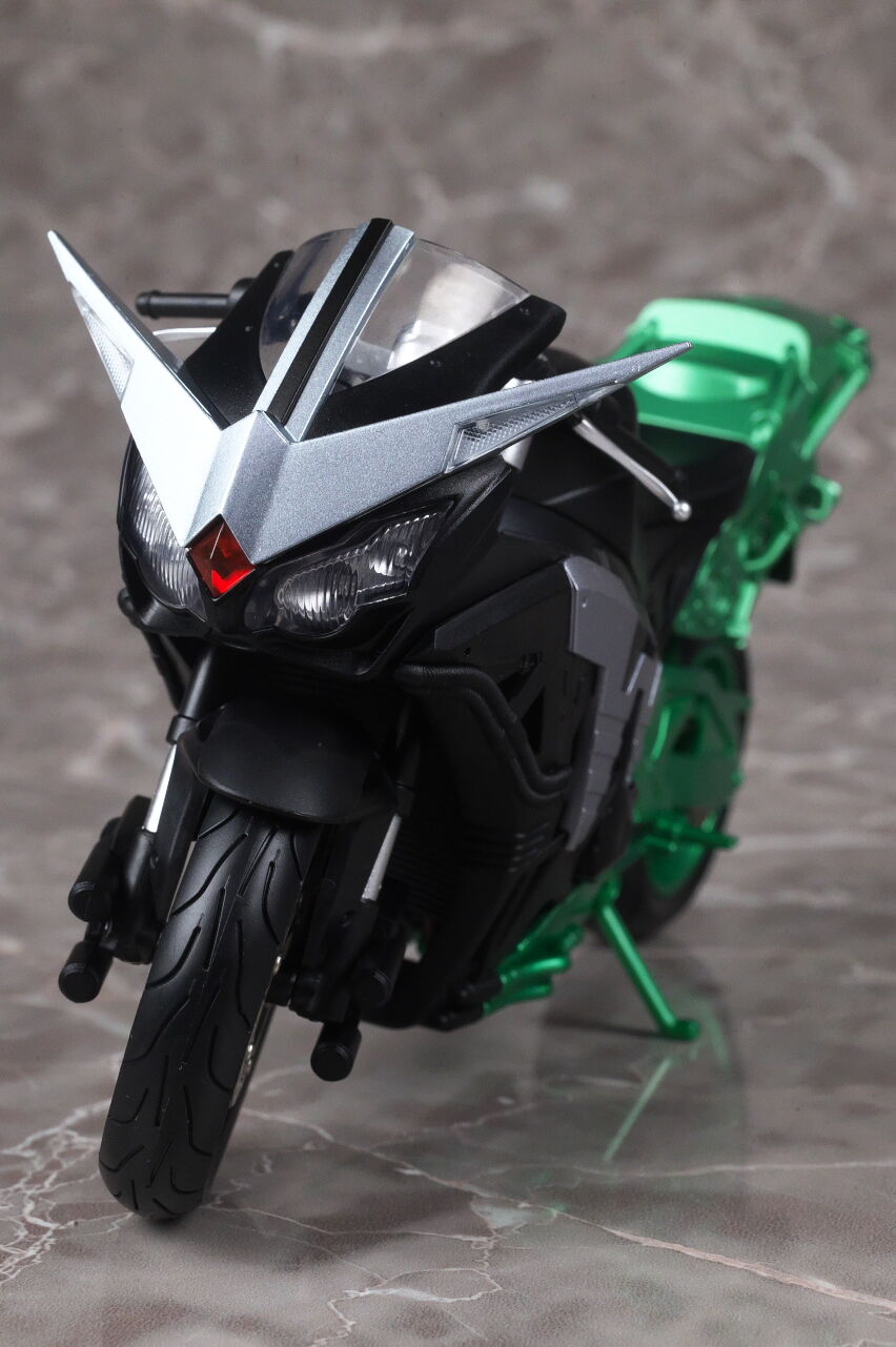 S.H.フィギュアーツ ハードボイルダー (風都探偵アニメ化記念)仮面ライダーW Amazon.co.jp: S.H.Figuarts ハードボイルダー（風都探偵アニメ
