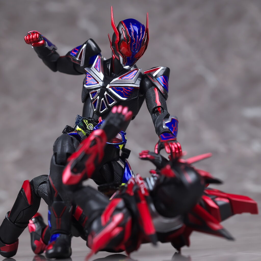 S.H.フィギュアーツ 仮面ライダーゼロワン ヘルライジング