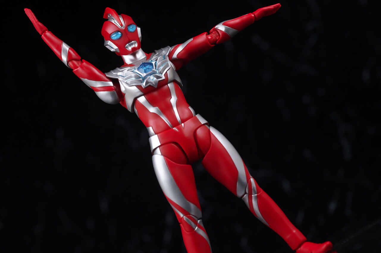 S.H.フィギュアーツ ウルトラマンオメガ レビュー : はっちゃか