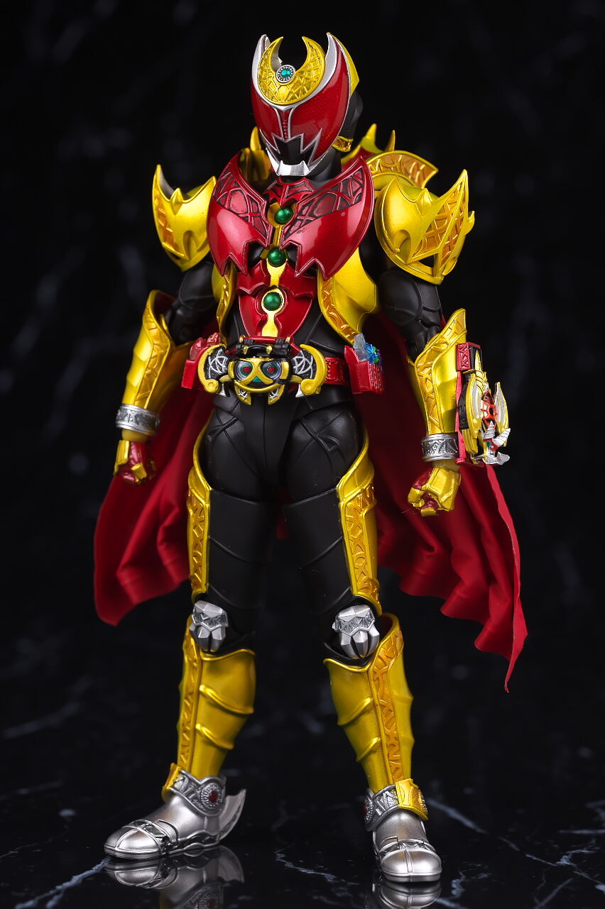 真骨彫製法 仮面ライダーキバ エンペラーフォーム - icaten.gob.mx