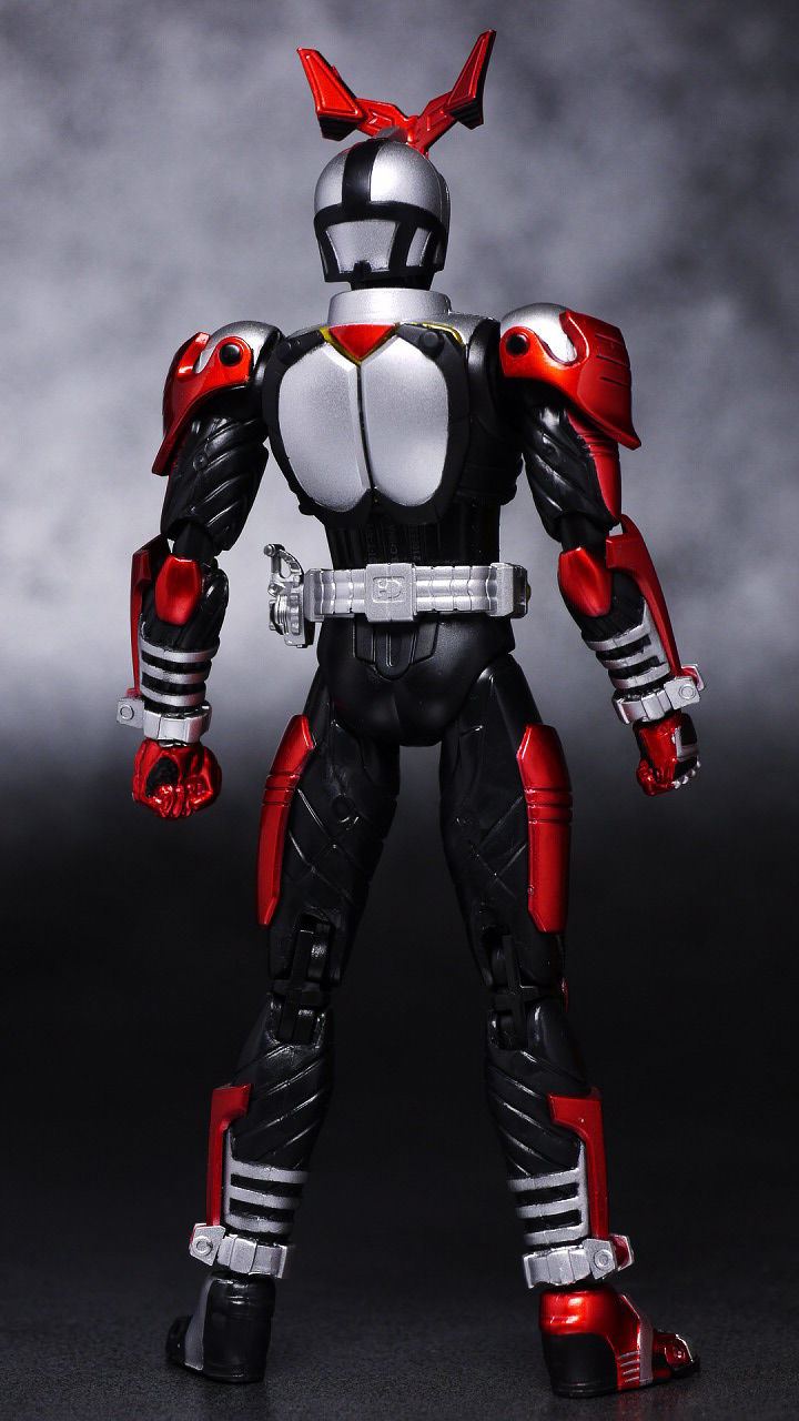 S.H.フィギュアーツ 仮面ライダーカブト ハイパーフォーム