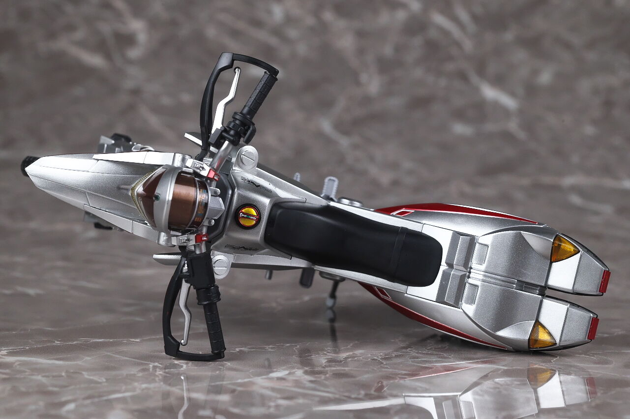 オートバジン(ビークルモード) S.H.フィギュアーツ オートバジン（ビークルモード）レビュー