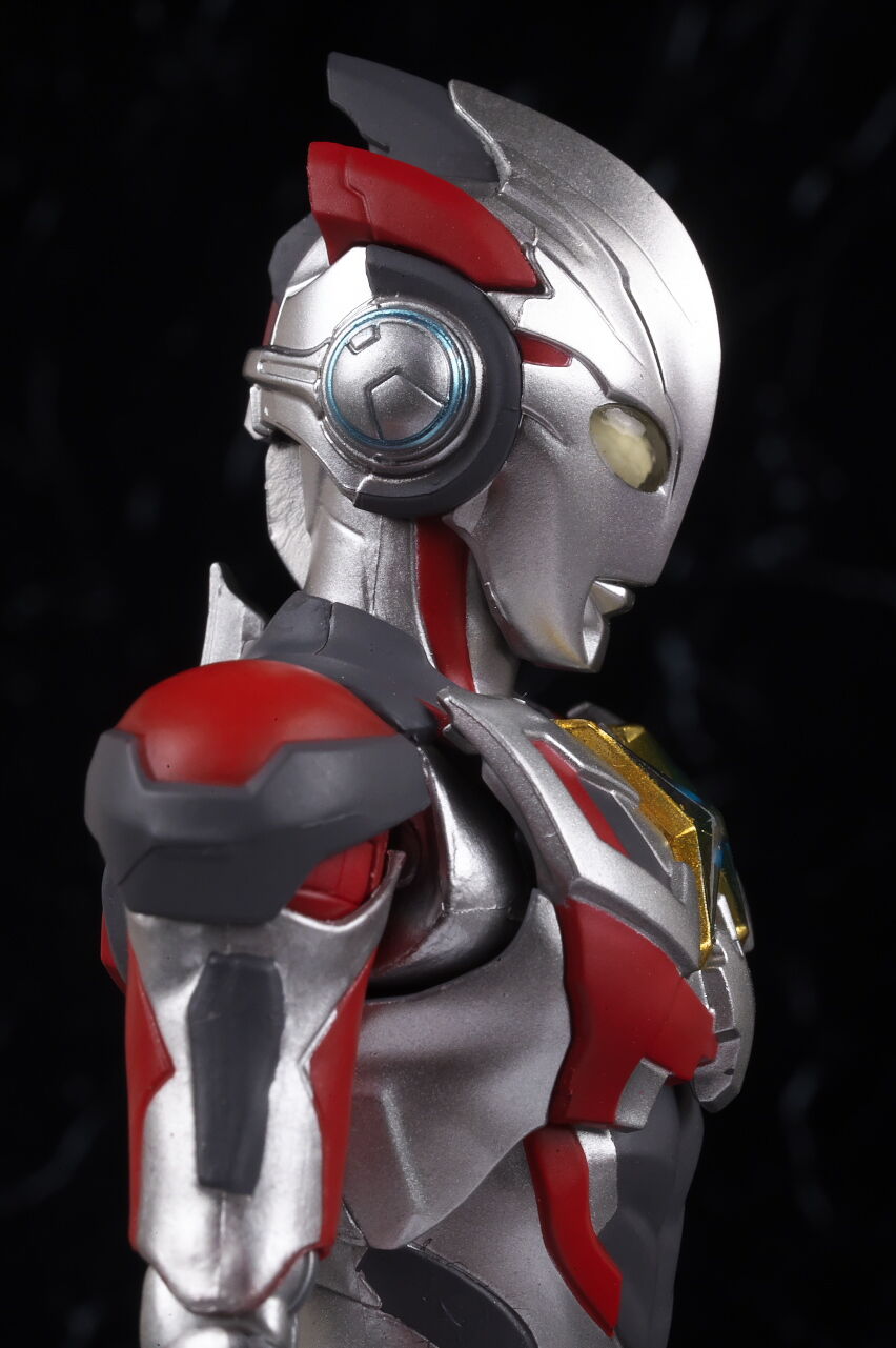 S.H.Figuarts ウルトラマンエックス（ウルトラマン ニュー