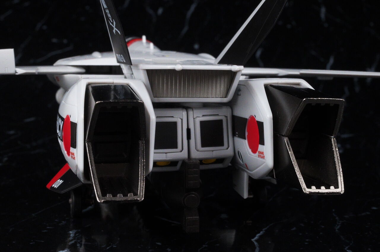 DX超合金 劇場版 VF-1S ストライクバルキリー(一条輝機 DX超合金 劇場版 VF-1S ストライクバルキリー(一条輝機