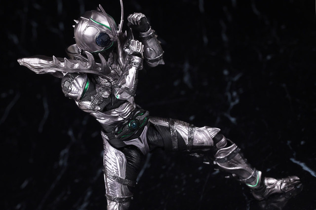 S.H.フィギュアーツ 仮面ライダーSHADOWMOON レビュー : はっちゃか