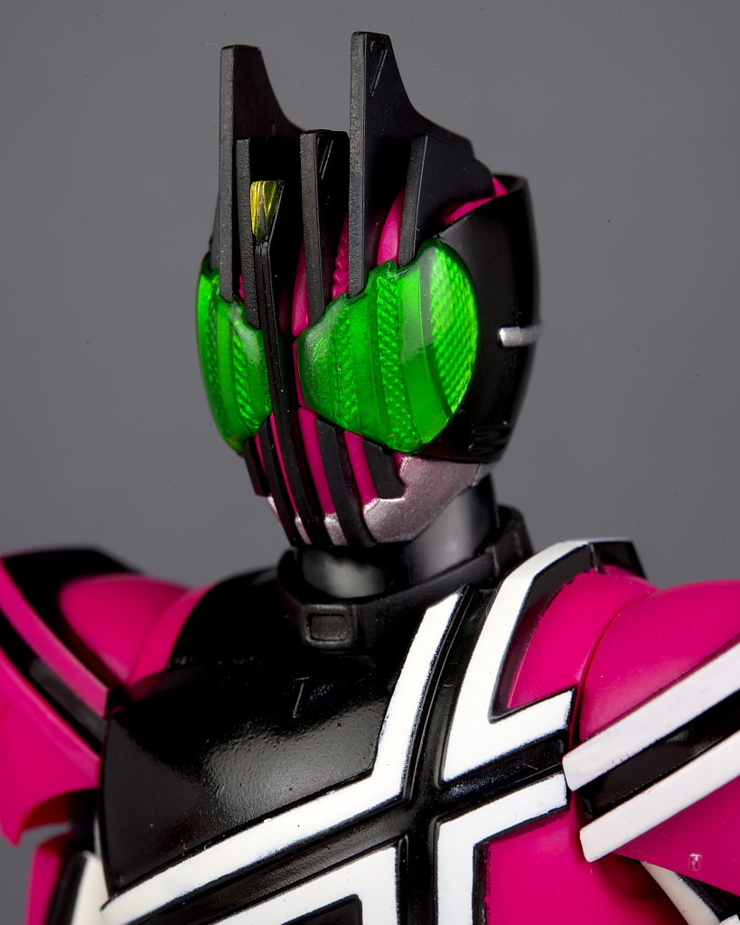おまけ付き shフィギュアーツ 真骨頂製法　仮面ライダー ディケイド Amazon | TAMASHII NATIONS S.H.フィギュアーツ 仮面ライダー