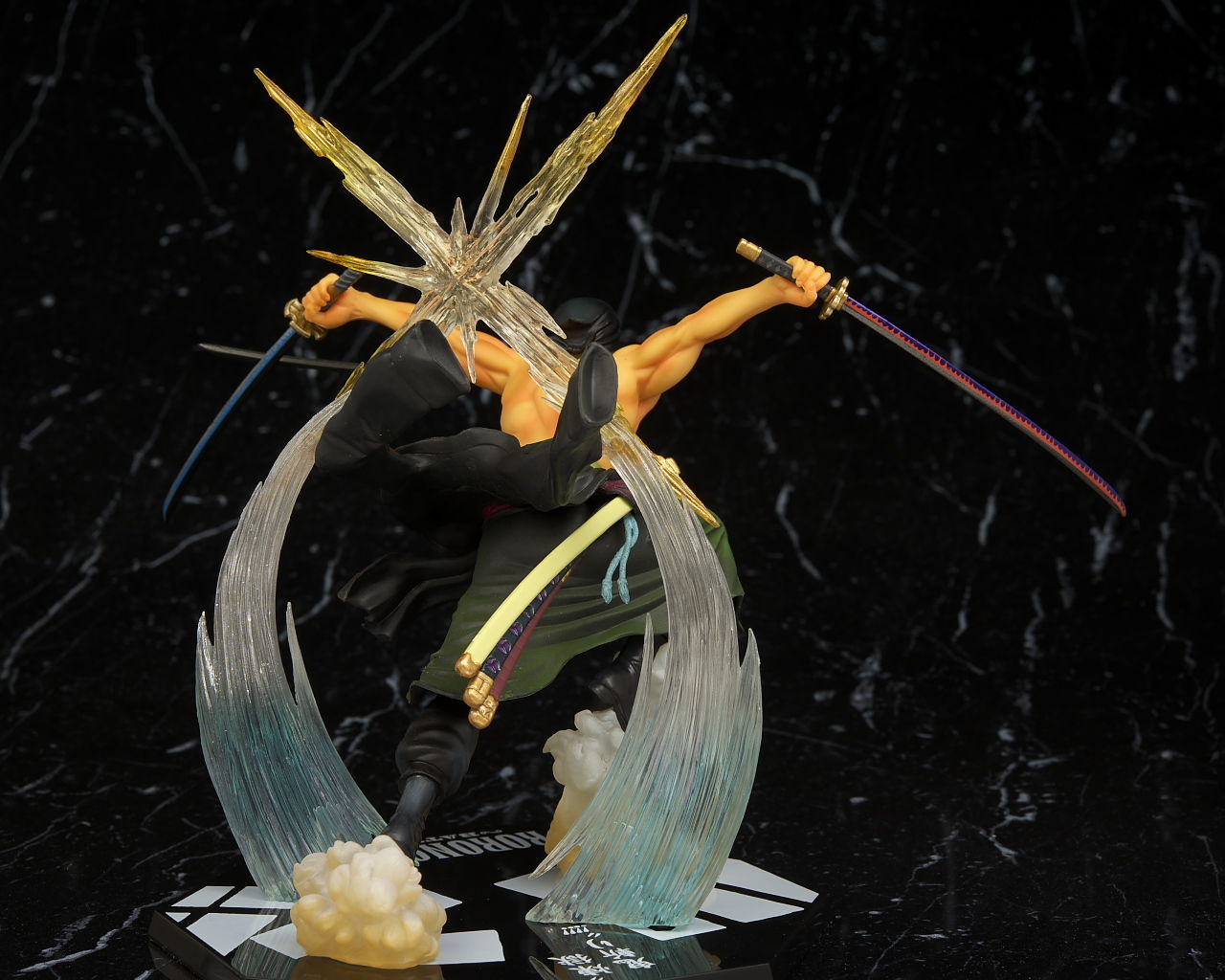 フィギュアーツZERO ロロノア・ゾロ -Battle Ver. 煉獄鬼斬り