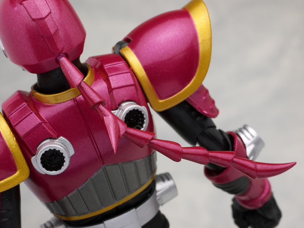 S.H.フィギュアーツ 仮面ライダーライア レビュー : はっちゃか S.H.フィギュアーツ 仮面ライダーライア レビュー : はっちゃか