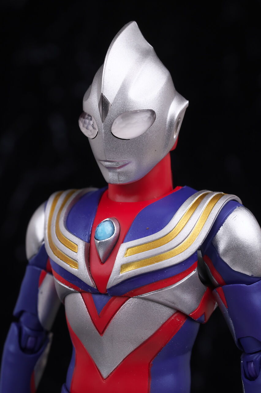 S.H.フィギュアーツ (真骨彫製法) ウルトラマンティガ マルチタイプ