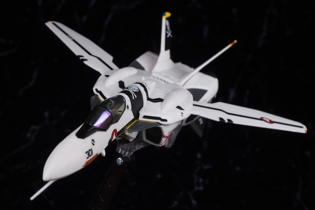 HI-METAL R VF-0S フェニックス(ロイ・フォッカー機) レビュー : はっ