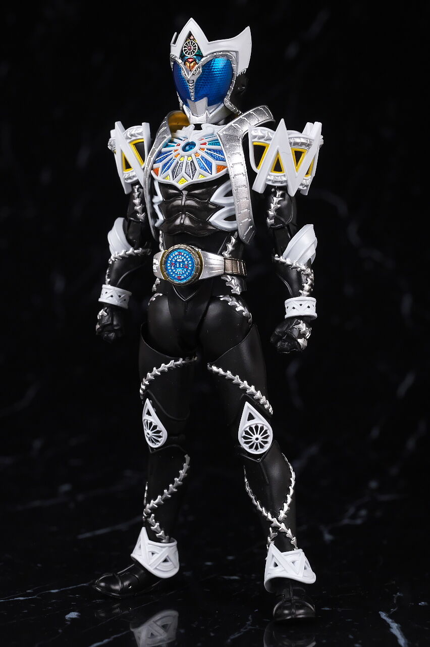 S.H.Figuarts(真骨彫製法) 仮面ライダーサガ 「仮面ライダーキバ S.H.Figuarts(真骨彫製法) 仮面ライダーサガ 「仮面ライダーキバ