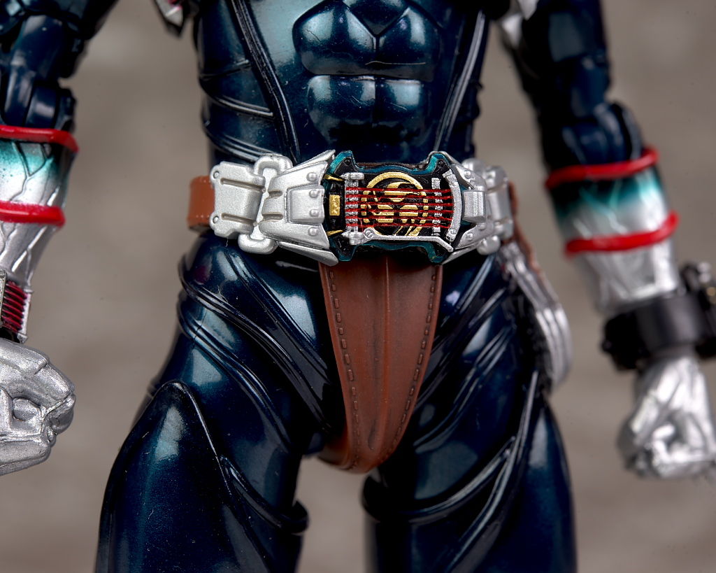 真骨頂轟鬼、シグマパーツアリ 先着販売】S.H.Figuarts（真骨彫製法） 仮面ライダー轟鬼 | 仮面