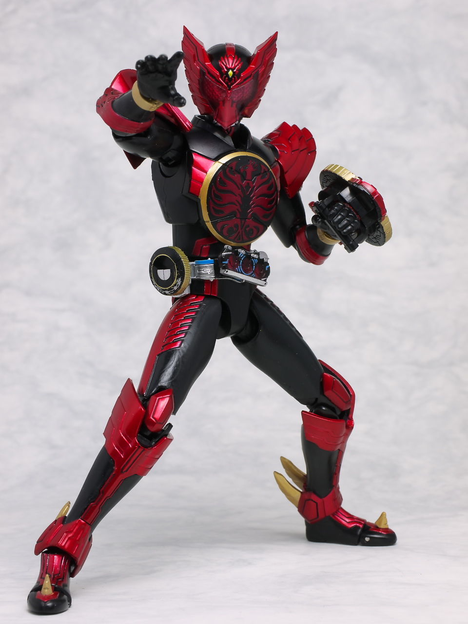 (未使用･未開封品)　S.H.フィギュアーツ 仮面ライダーオーズ タジャドル コンボ tu1jdyt Amazon.co.jp: TAMASHII NATIONS S.H.フィギュアーツ 仮面