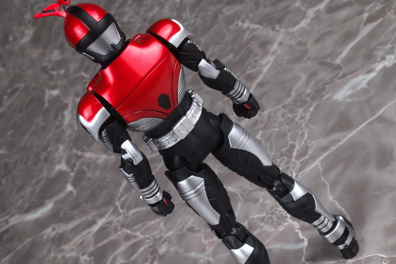 S.H.フィギュアーツ(真骨彫製法) 仮面ライダーカブト ライダー S.H.フィギュアーツ(真骨彫製法) 仮面ライダーカブト ライダー