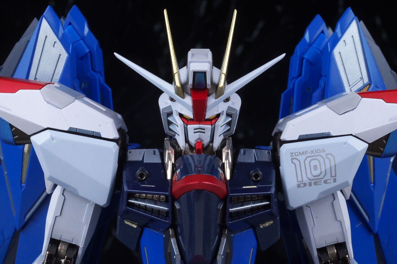 METAL BUILD フリーダムガンダム CONCEPT 2 SNOW SPARKLE Ver