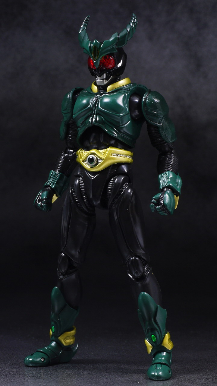 S.H.フィギュアーツ 仮面ライダーギルス レビュー : はっちゃか