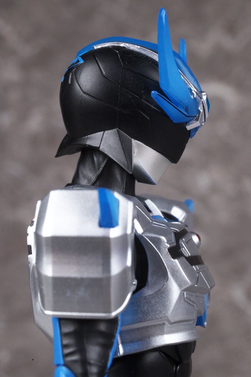 S.H.フィギュアーツ（真骨彫製法） ウイングマン ガーダーシルエット