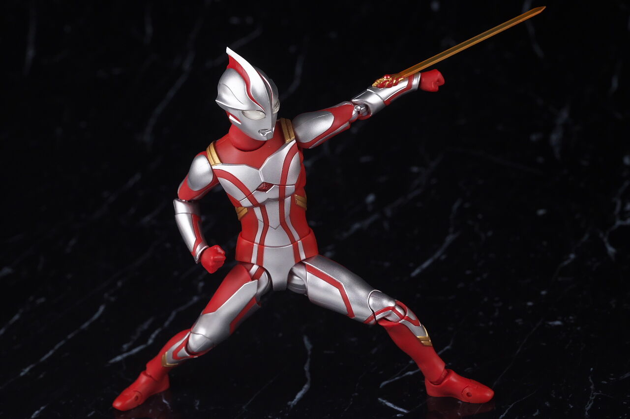 S.H.Figuartsウルトラマンメビウス