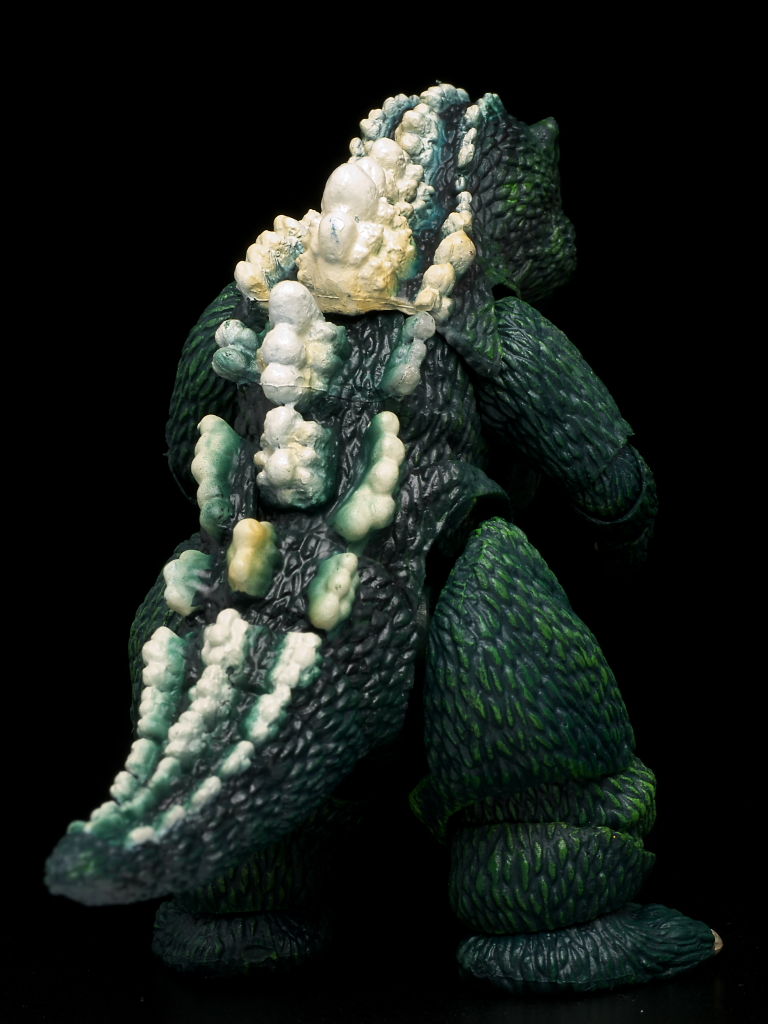Sh モンスターアーツ リトルゴジラ & 結晶体 バンダイ Amazon.co.jp: バンダイ(BANDAI) S.H.MonsterArts リトルゴジラ