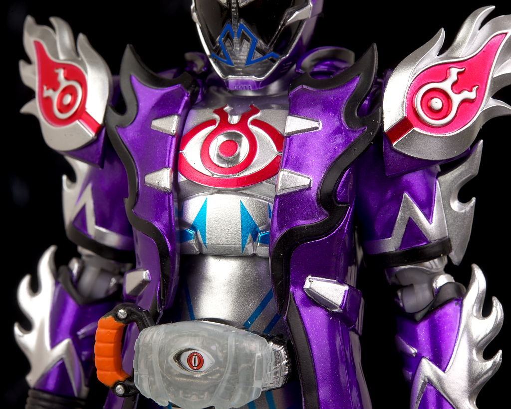 【訳あり】仮面ライダーディープスペクター 仮面ライダークローズ フィギュアーツ 訳あり】仮面ライダーディープスペクター 仮面ライダークローズ