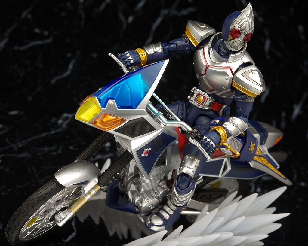 S.H.フィギュアーツ ブルースペイダー レビュー : はっちゃか