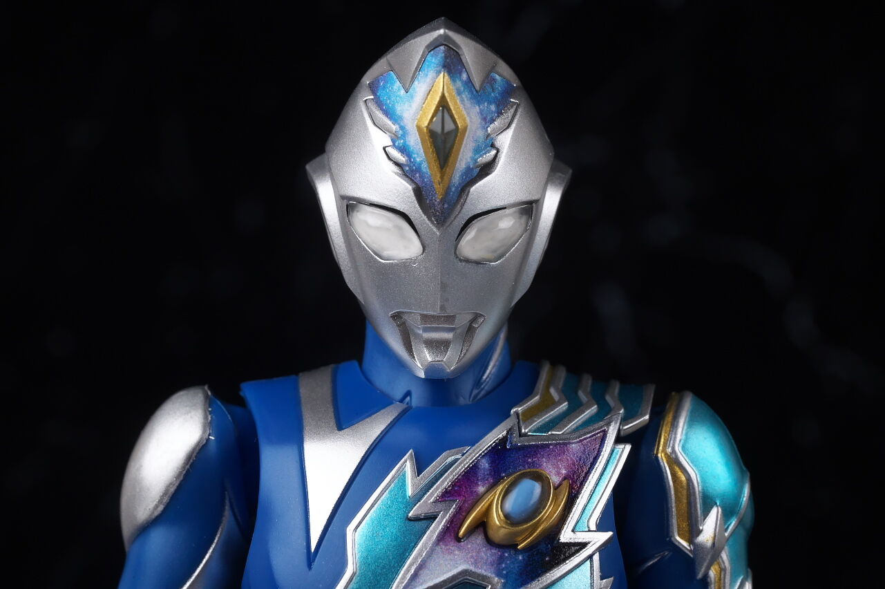 S.H.フィギュアーツ ウルトラマンデッカー ミラクルタイプ