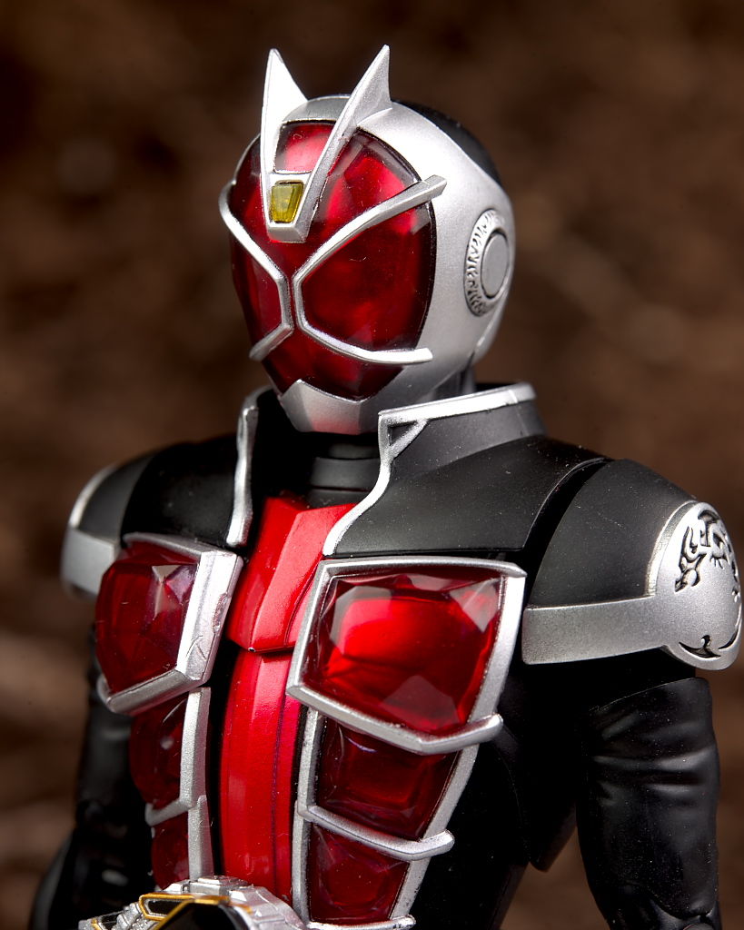 S.H.フィギュアーツ 仮面ライダーウィザード フレイムスタイル(真骨彫