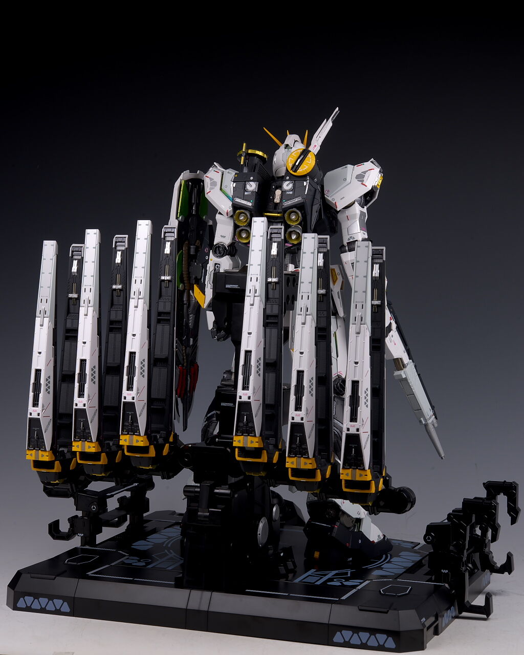 METAL STRUCTURE 解体匠機 RX-93 νガンダム専用オプションパーツ METAL STRUCTURE 解体匠機 RX-93 νガンダム専用オプションパーツ