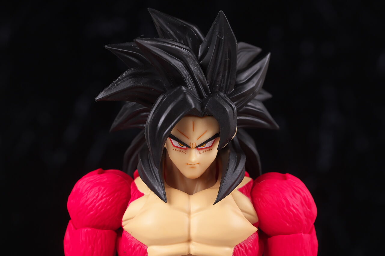 S.H.フィギュアーツ スーパーサイヤ人4 孫悟空 レビュー : はっ