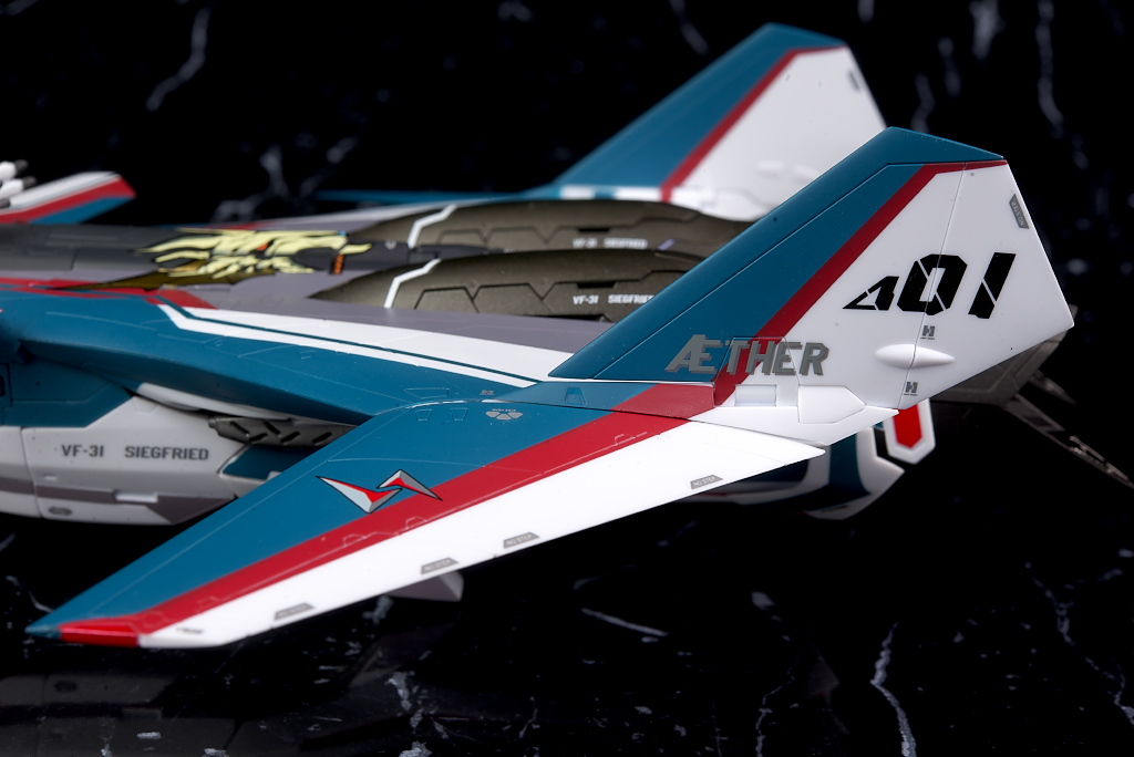 DX超合金 VF-31Sジークフリード(アラド・メルダース機) レビュー
