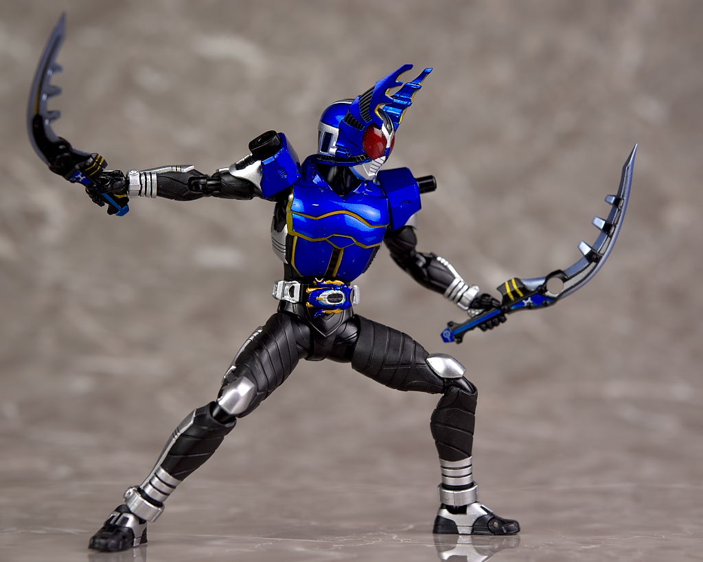 S.H.フィギュアーツ （真骨彫製法） 仮面ライダーガタック レビュー