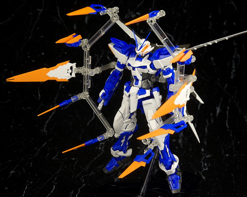 MG ガンダムアストレイ ブルーフレーム+ ドラグーンディスプレイスタンドセット MG ガンダムアストレイ ブルーフレーム+ ドラグーンディスプレイ