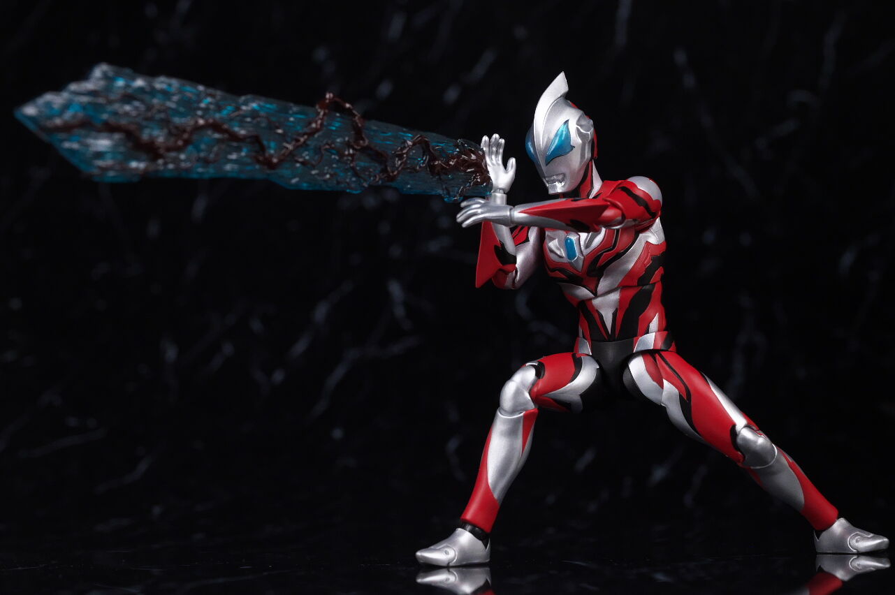 フィギュアーツ　ウルトラマンジード　ニュージェネレーションスターズver. Amazon.co.jp: TAMASHII NATIONS S.H.フィギュアーツ