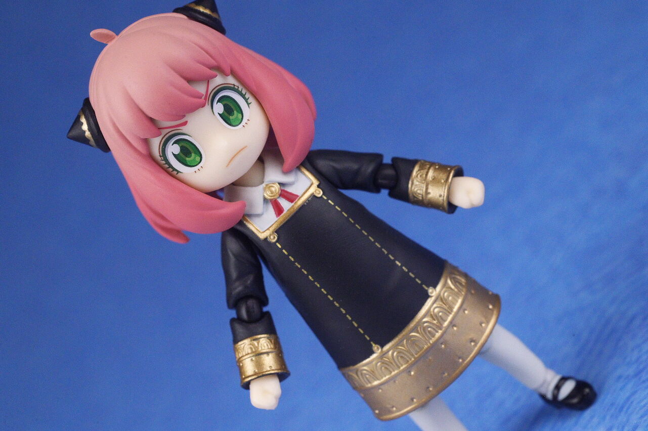 S.H.フィギュアーツ アーニャ・フォージャー -せいふくばーじょ