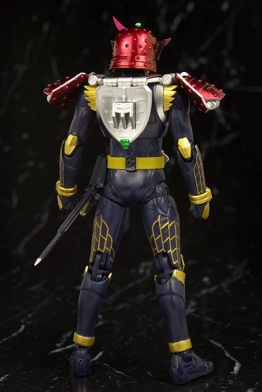 S.H.フィギュアーツ 仮面ライダー武神鎧武 レビュー : はっちゃか S.H.フィギュアーツ 仮面ライダー武神鎧武 レビュー : はっちゃか