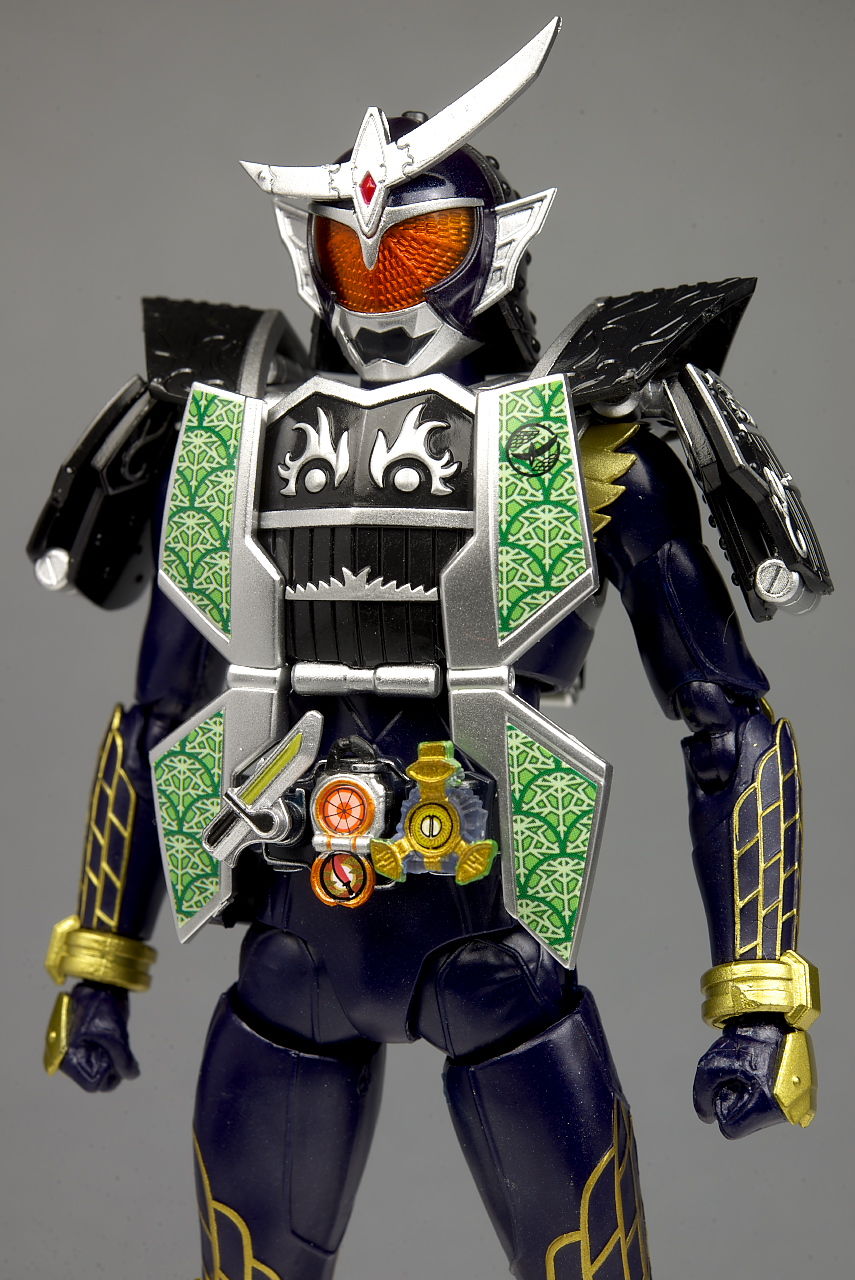 S.H.フィギュアーツ 仮面ライダー鎧武 ジンバーレモンアームズ S.H.フィギュアーツ 仮面ライダー鎧武 ジンバーレモンアームズ