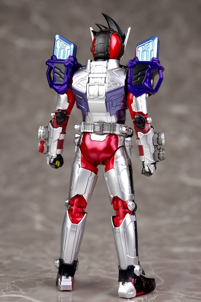 フィギュアーツ 仮面ライダージオウ　ビルドアーマー　ゲイツ　ゲンムアーマー S.H.フィギュアーツ 仮面ライダーゲイツ ゲンムアーマー