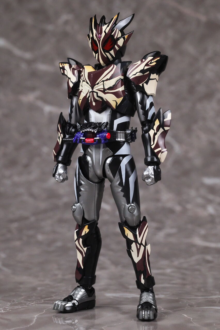S.H.フィギュアーツ 仮面ライダービターガヴ マーブルブレイクッキー