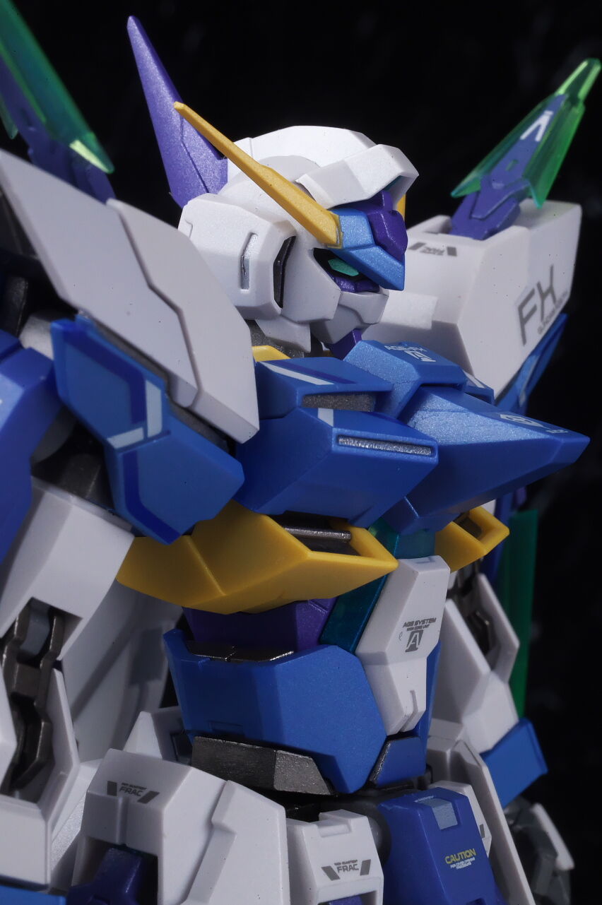 メタルロボット魂　ガンダムAGE-FX Amazon.co.jp: METAL ROBOT魂 ＜SIDE MS＞ ガンダムAGE-FX