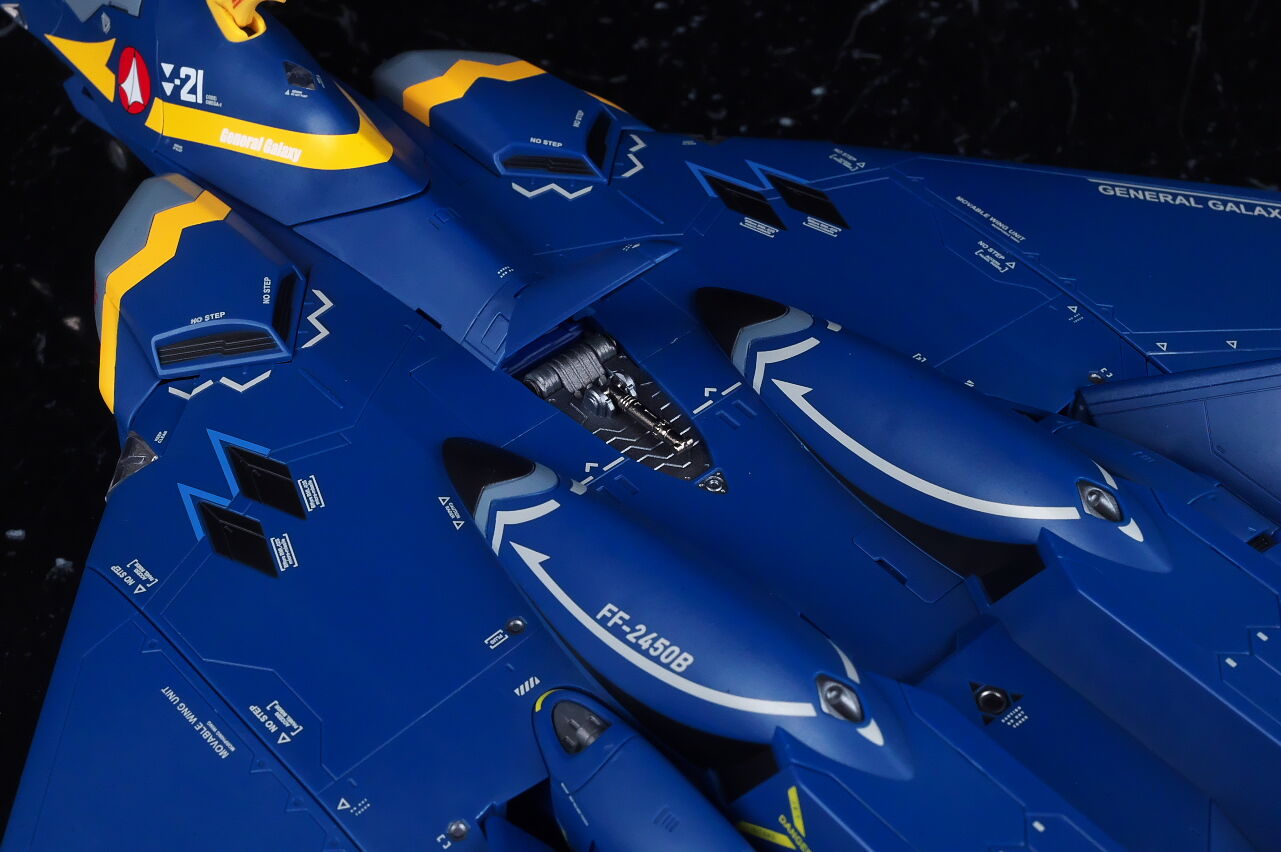 DX超合金 YF-21(ガルド・ゴア・ボーマン機) レビュー : はっちゃか DX超合金 YF-21(ガルド・ゴア・ボーマン機) レビュー : はっちゃか