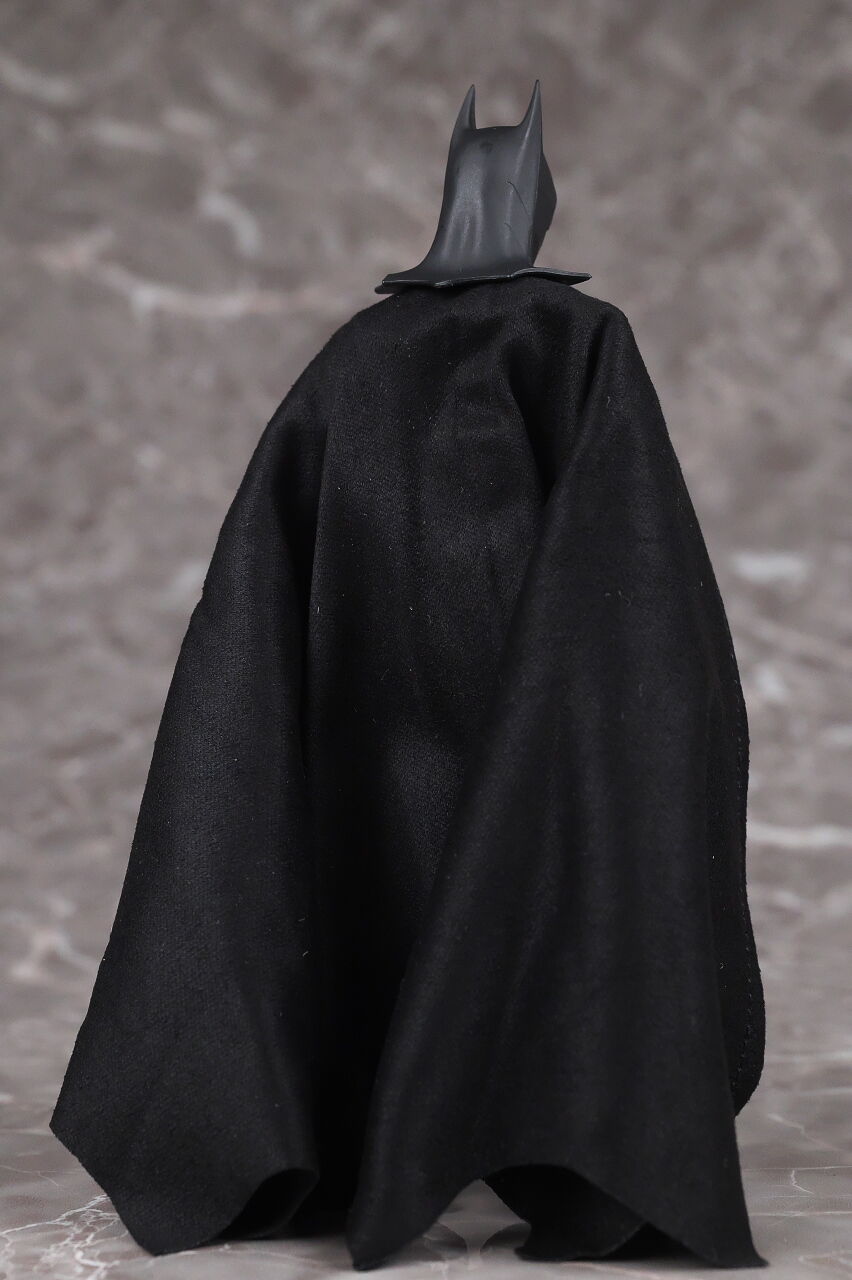 S.H.フィギュアーツ バットマン(ザ・フラッシュ) レビュー : は