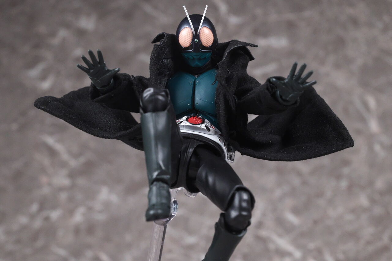 S.H.フィギュアーツ 第1バッタオーグ／仮面ライダー（シン・仮面