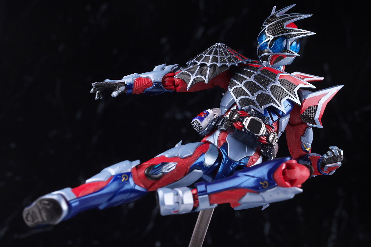 仮面ライダーデモンズ S.H.Figuarts