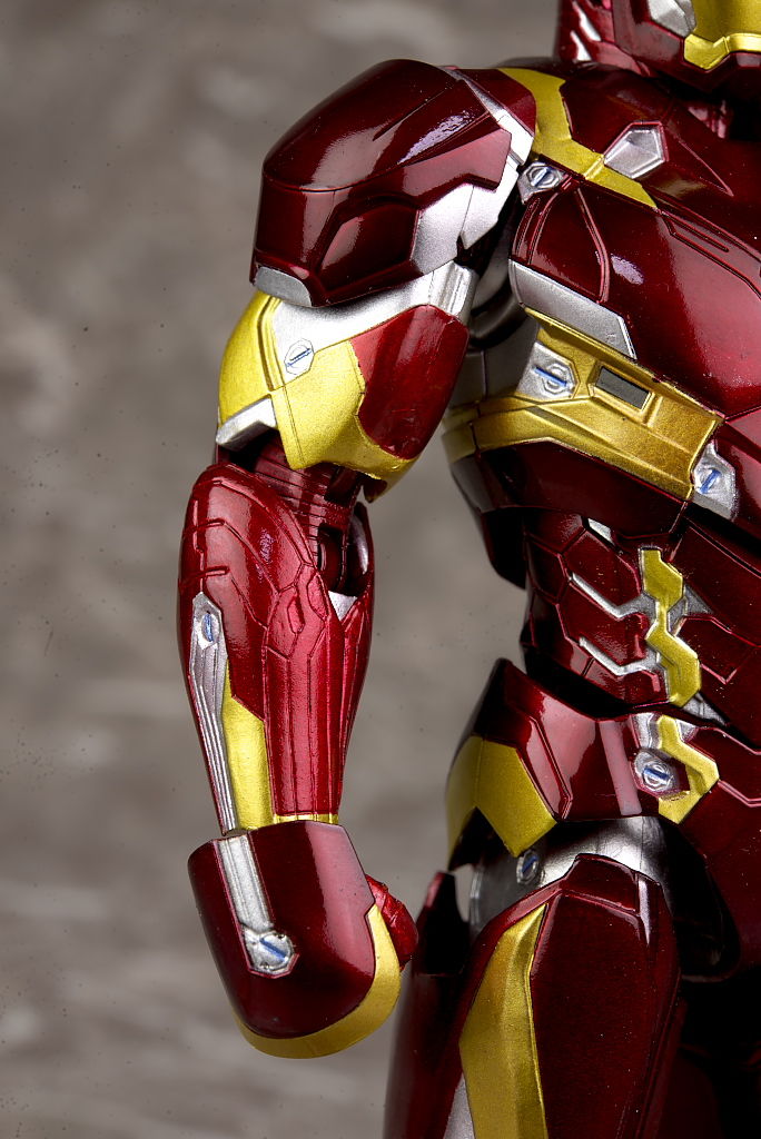 S.H.フィギュアーツ アイアンマン マーク46 レビュー : はっちゃか