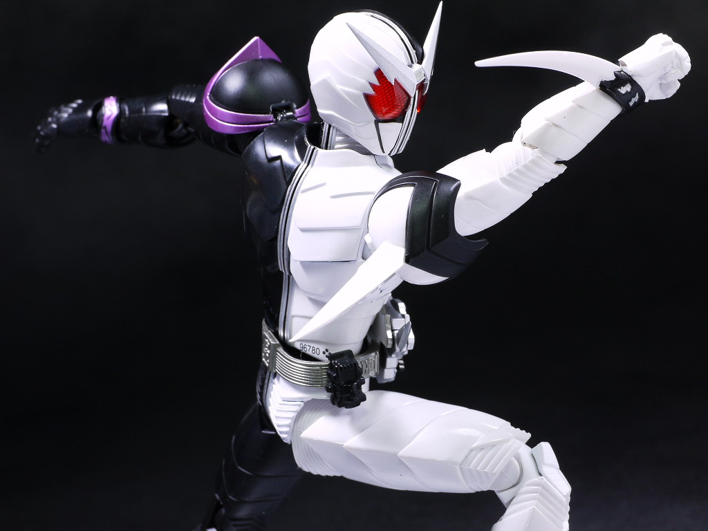 S H フィギュアーツ 仮面ライダーw ファングジョーカー レビュー はっちゃか
