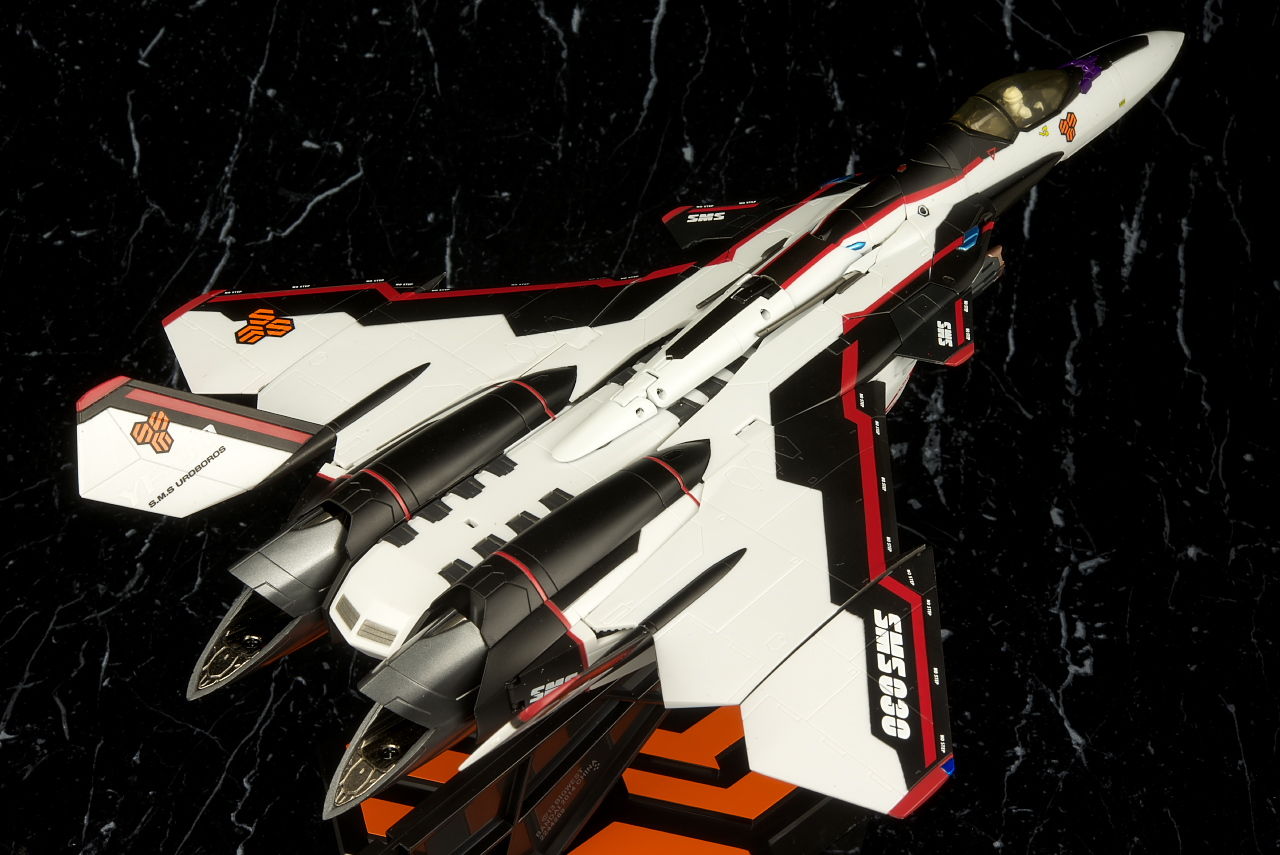 DX超合金。マクロスＶF-30．クロノス。 魂ウェブ DX超合金 YF-30クロノス スペシャルページ