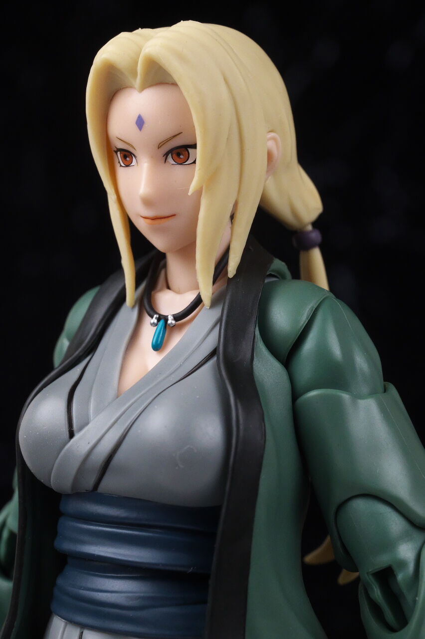 S.H.フィギュアーツ 綱手 -百豪極めし伝説の医療忍者- レビュー : はっ