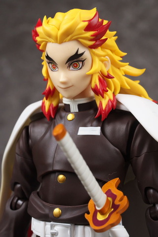 转日站评测 BANDAI 25年6月: S.H.Figuarts <鬼灭之刃> 炼狱杏寿郎